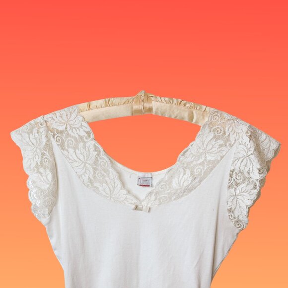 Bravo Cotton White Bodysuit / Leotard with Lace Accents, Size 4 - Picture 4 of 9